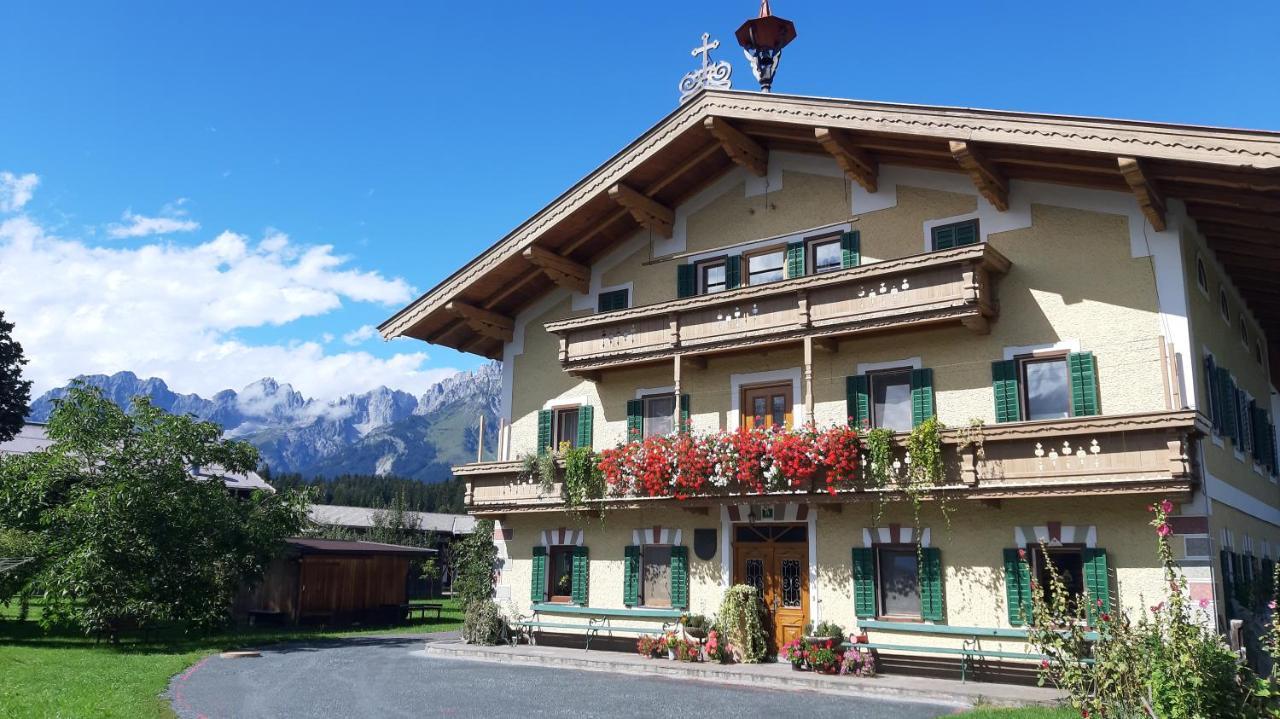 Privatzimmervermietung Foidlbauer Acomodação com café da manhã Oberndorf in Tirol Exterior foto